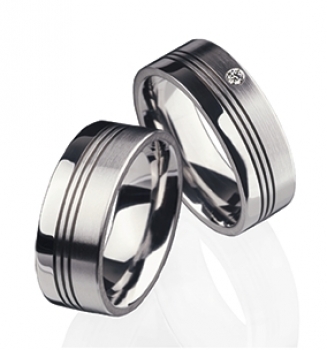 Ernstes Design, Ring, R135, R136